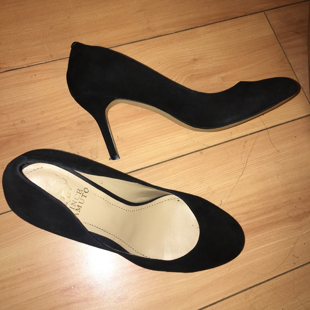 Vince camuto heels - Picture 1 of 2